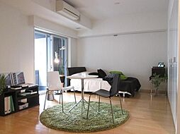 カスタリア目黒かむろ坂 14階ワンルームのリビング/ダイニング