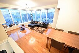 ＴＨＥ　ＴＯＫＹＯ　ＴＯＷＥＲＳ　ＭＩＤＴＯＷＥＲ 23階2LDKのリビング/ダイニング