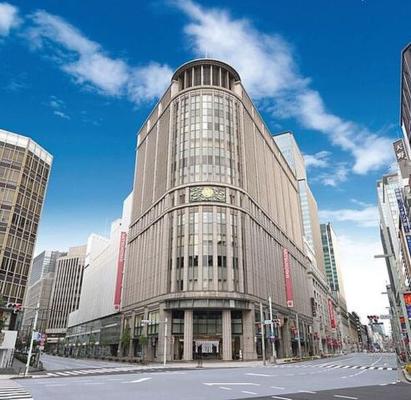 三越日本橋本店新館 徒歩6分。 470m