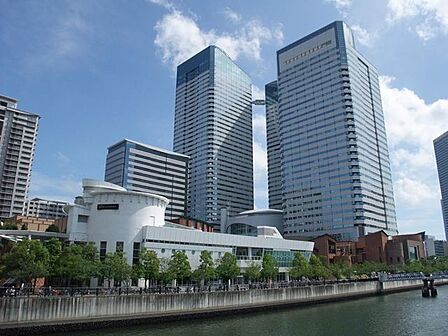 晴海トリトン 徒歩7分。 540m