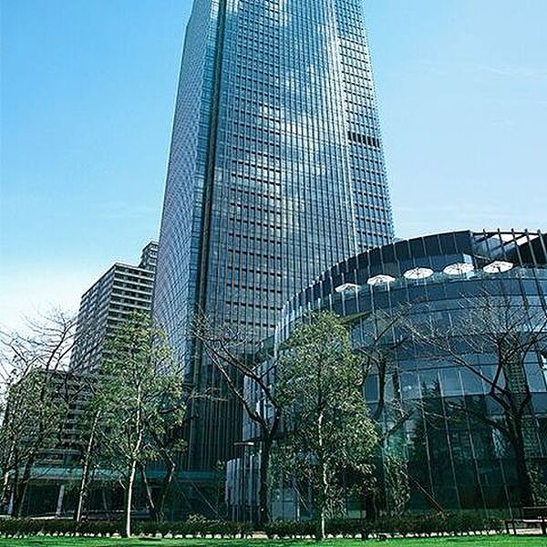 東京ミッドタウン 徒歩9分。 660m