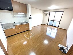 リアルコンフォート 202 2階2LDKのリビング/ダイニング