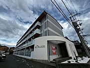 南草津駅より徒歩34分 築32年4ヶ月 4階建の賃貸物件