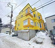 自衛隊前駅より徒歩5分 1階 築31年11ヶ月の賃貸物件