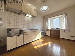 アムールハイツフォー 3階1DKのリビング/ダイニング