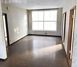 豊滝2丁目貸家 1階4LDKのリビング/ダイニング