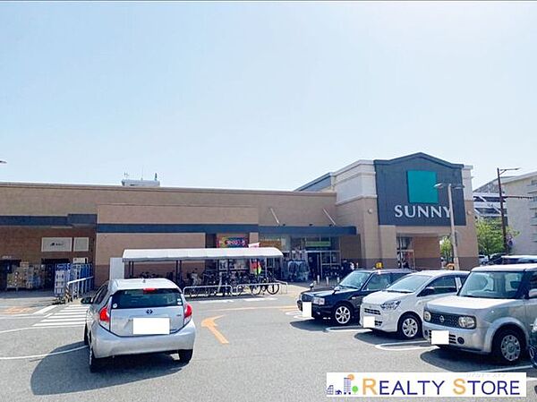 サニー野間店 徒歩10分。 740m