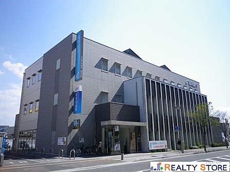 福岡銀行千早支店 徒歩25分。 1940m