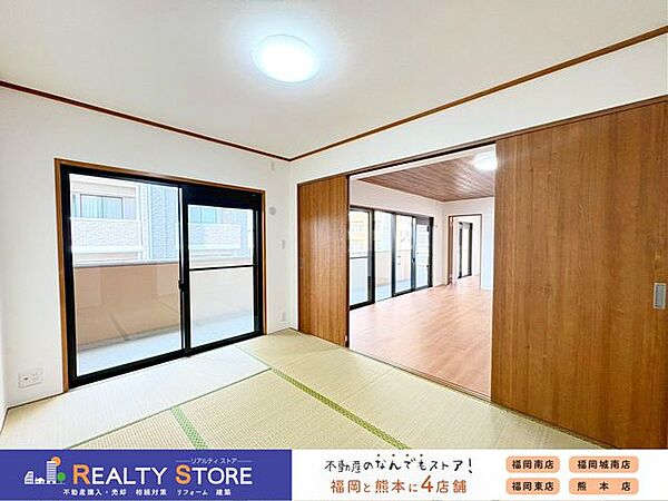 あると嬉しい癒しの和室♪客間としてはもちろん、小さいお子さまのプレイルームやお昼寝スペースとしても♪