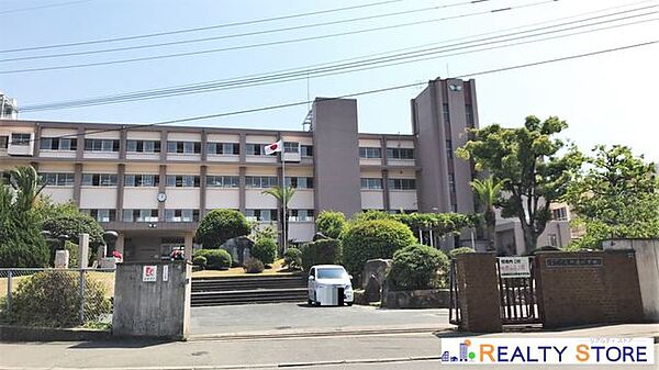大野城市立大野東中学校 徒歩24分。 1600m