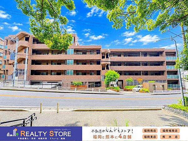 小中学校・スーパーが徒歩10分圏内♪周辺に公園も複数あるのでお子様やワンちゃんとのお散歩にもピッタリ♪