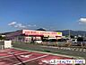 周辺：ディスカウントドラッグコスモス須恵店 徒歩10分。 700m