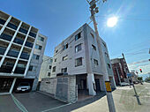 札幌市北区北二十二条西3丁目 4階建 築40年のイメージ