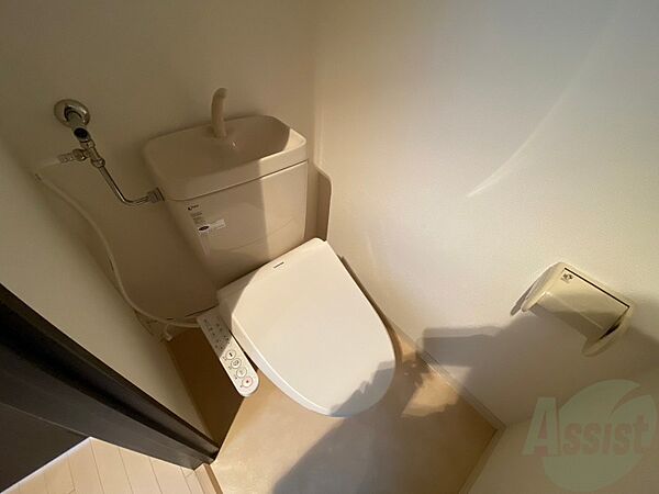 画像11:ウォシュレット機能がついたトイレ。安心して使用できますね。
