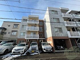 北海道札幌市東区北十九条東16丁目（賃貸マンション2LDK・2階・51.38㎡） その1