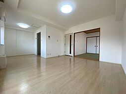 アルファスクエア円山 6階3LDKのリビング/ダイニング