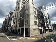 西11丁目駅より徒歩3分 築11年2ヶ月 5階建の賃貸物件