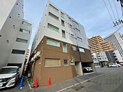 中島公園駅より徒歩7分 築8年2ヶ月 5階建の賃貸物件