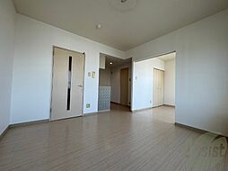 プリマクラッセ環状通東 2階1LDKのリビング/ダイニング