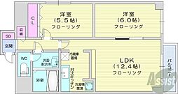 札幌市営東西線 西11丁目駅 徒歩18分の賃貸マンション 3階2LDKの間取り