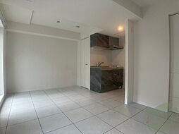 GrandSuccessLusso 2階ワンルームのリビング/ダイニング