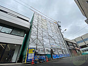 南平岸駅より徒歩1分 築3年2ヶ月 4階建の賃貸物件