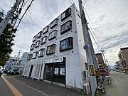 ウエスト28 2階 築37年3ヶ月の賃貸物件