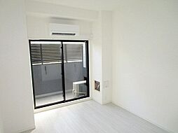 S-RESIDENCE千里丘 8階1Kのリビング/ダイニング