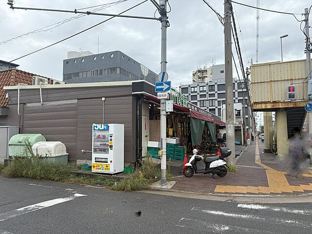 周辺