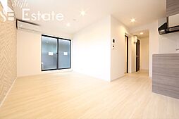 シャルム・リアール 101 1階1LDKのリビング/ダイニング