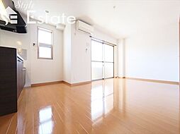 アドヴァンス 1階1LDKのリビング/ダイニング