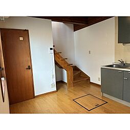 スクエアKII 2階1LDKのリビング/ダイニング