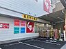 周辺：スギドラッグ 桜山店（428m）