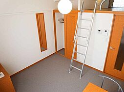 レオパレス港南台 104 1階1Kのリビング/ダイニング