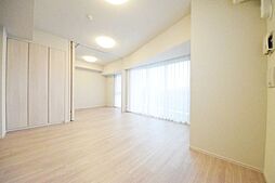 グランカーサ藤沢 201 2階3LDKのリビング/ダイニング