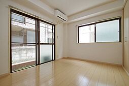 小田急小田原線 登戸駅 徒歩13分の賃貸マンション 1階1Kのリビング/ダイニング