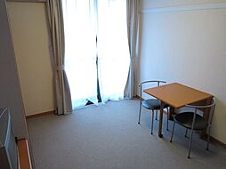 レオパレスフラワーヒル花山 2階1Kのリビング/ダイニング