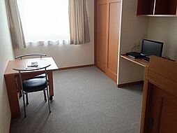 東武小泉線 館林駅 徒歩17分の賃貸アパート 2階1Kのリビング/ダイニング