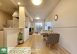 リリー青山 202 2階2LDKのリビング/ダイニング