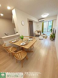 ラ・トゥール青山　II 102 1階1LDKのリビング/ダイニング