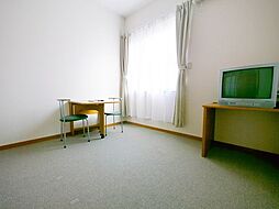 JR高崎線 吹上駅 バス10分 佐間下車 徒歩3分の賃貸アパート 1階1Kのリビング/ダイニング