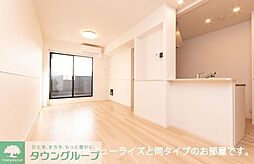 ラ・トゥール　青山 201 2階2LDKのリビング/ダイニング