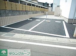 5 / 11