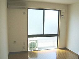 アムール 琴 2階1Kのリビング/ダイニング