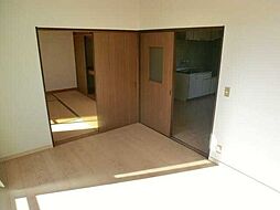 ウッドリバーサイド 1階3DKのリビング/ダイニング