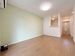 フルセイル西八王子I 2階1LDKのリビング/ダイニング