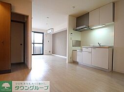 ファミールコート 101 1階2LDKのリビング/ダイニング