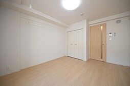 ゴールデン　ソレイル 106 1階1Kのリビング/ダイニング