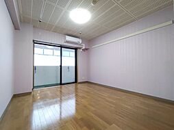 レトワル明神町 4階1Kのリビング/ダイニング