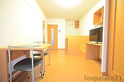 レオパレスシャルム 102 1階1Kのリビング/ダイニング